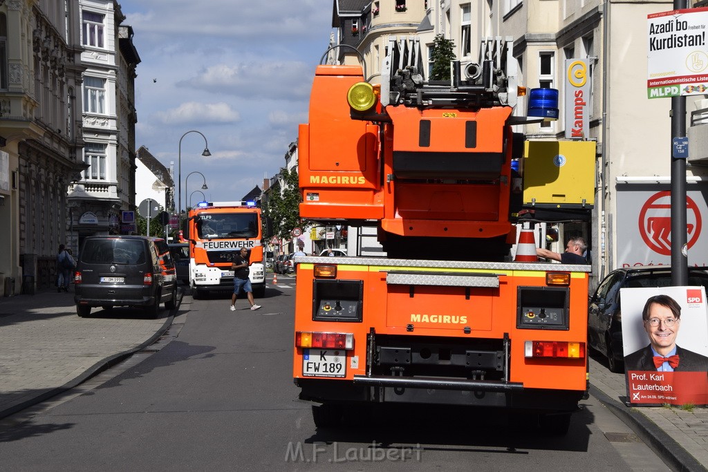 Feuer 1 Koeln Muelheim Berlinerstr P11.JPG - Miklos Laubert